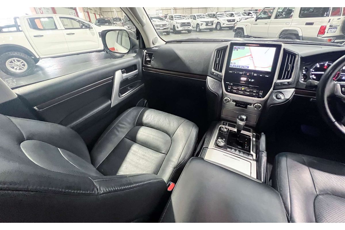 2017 Toyota Landcruiser VX VDJ200R