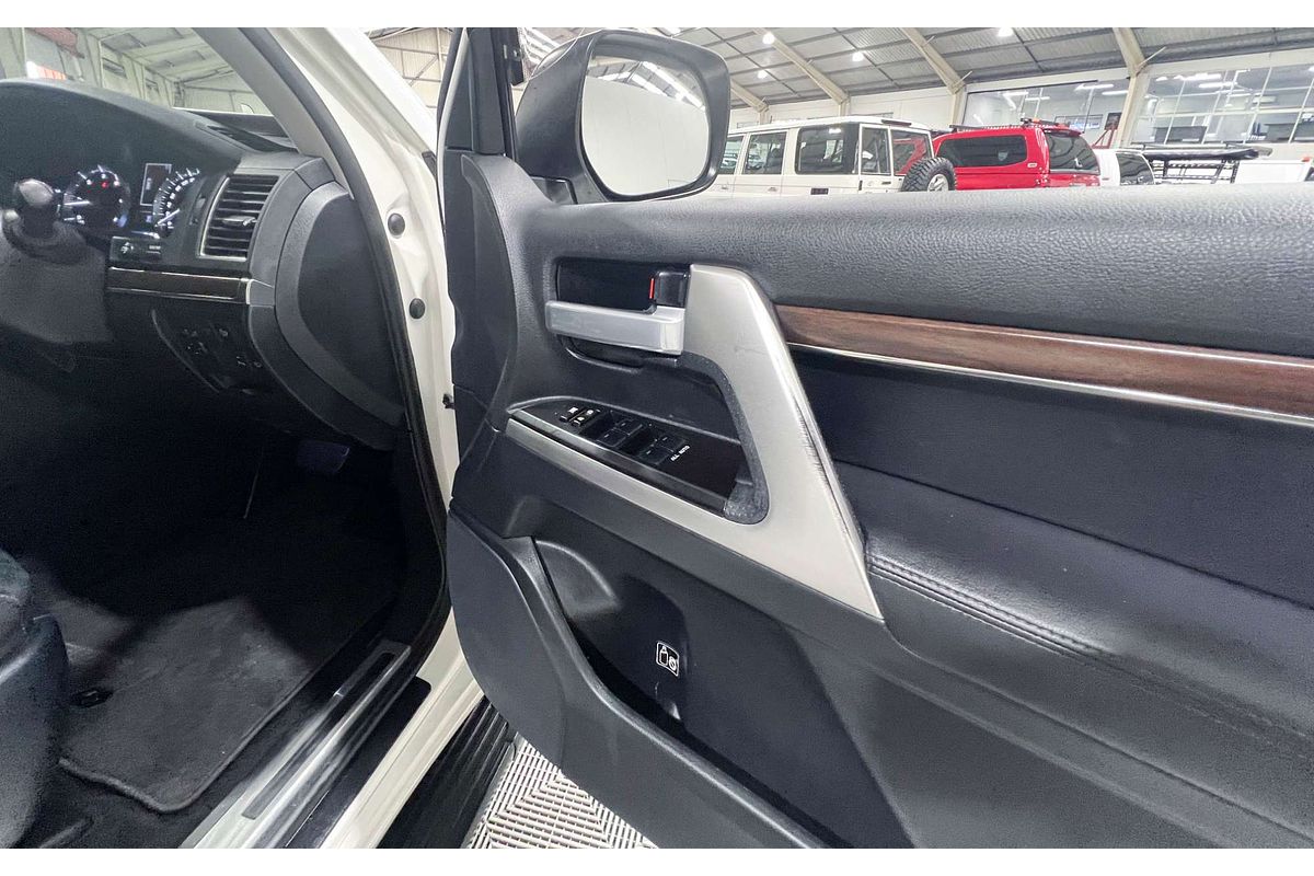 2017 Toyota Landcruiser VX VDJ200R