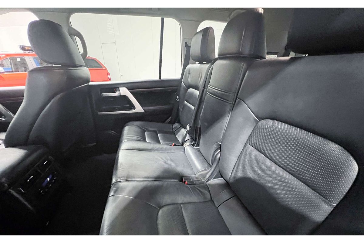 2017 Toyota Landcruiser VX VDJ200R