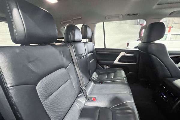 2017 Toyota Landcruiser VX VDJ200R