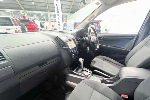2019 Isuzu D-MAX SX High Ride Rear Wheel Drive