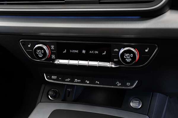 2023 Audi Q5 55 TFSI e S line FY