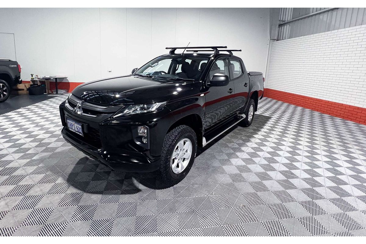 2022 Mitsubishi Triton GLX+ MR 4X4
