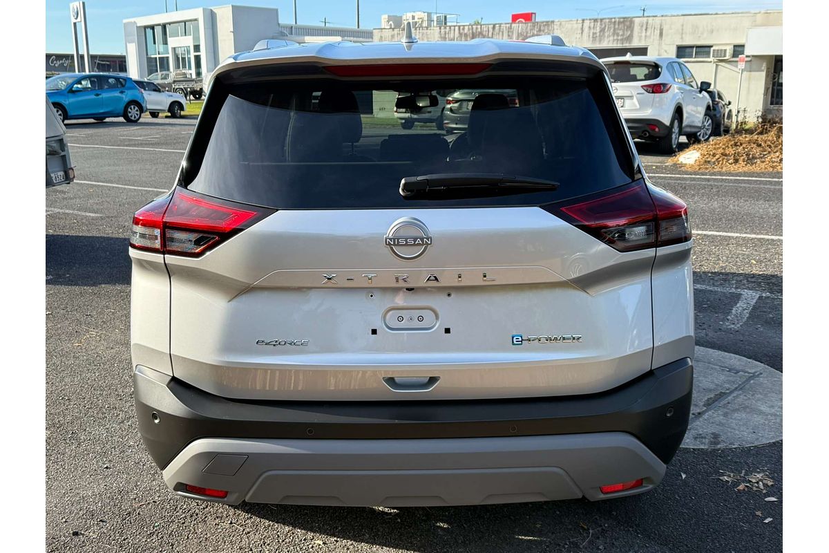 2025 Nissan X-TRAIL ST-L e-POWER T33