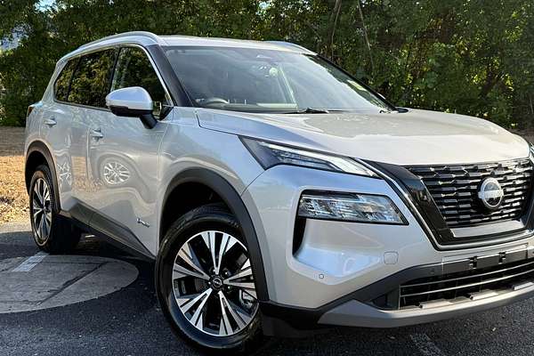 2025 Nissan X-TRAIL ST-L e-POWER T33