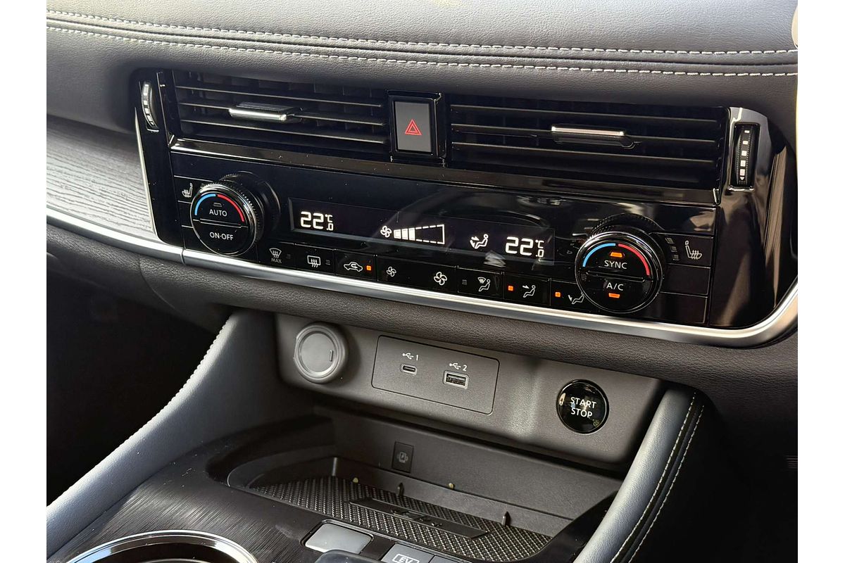 2025 Nissan X-TRAIL ST-L e-POWER T33