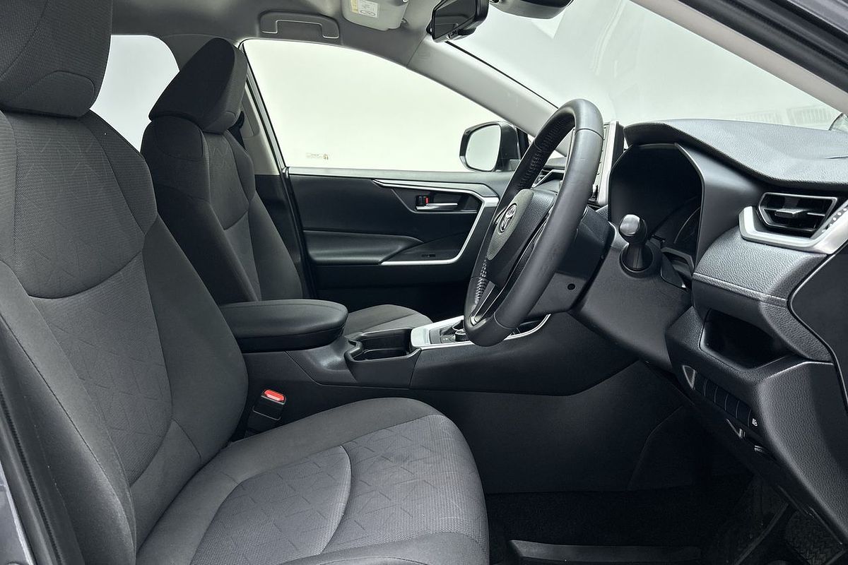 2020 Toyota RAV4 GXL AXAH54R