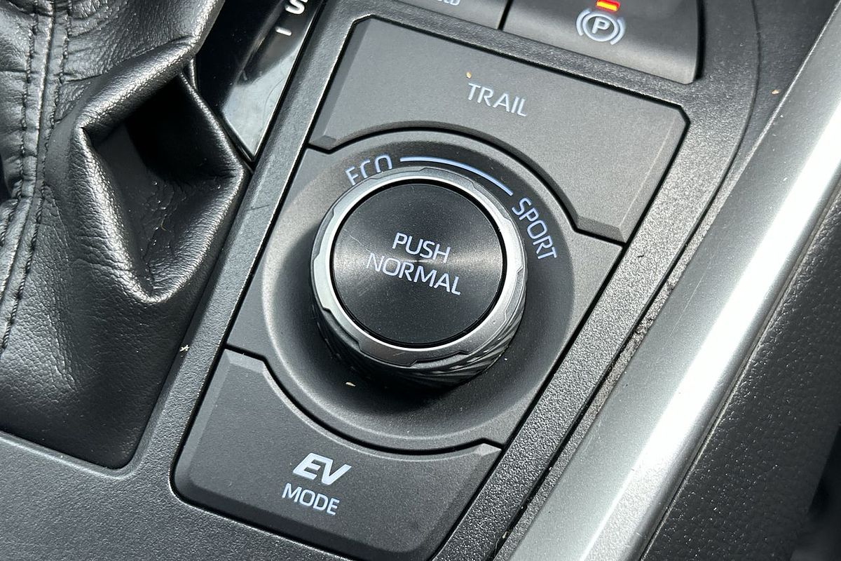 2020 Toyota RAV4 GXL AXAH54R