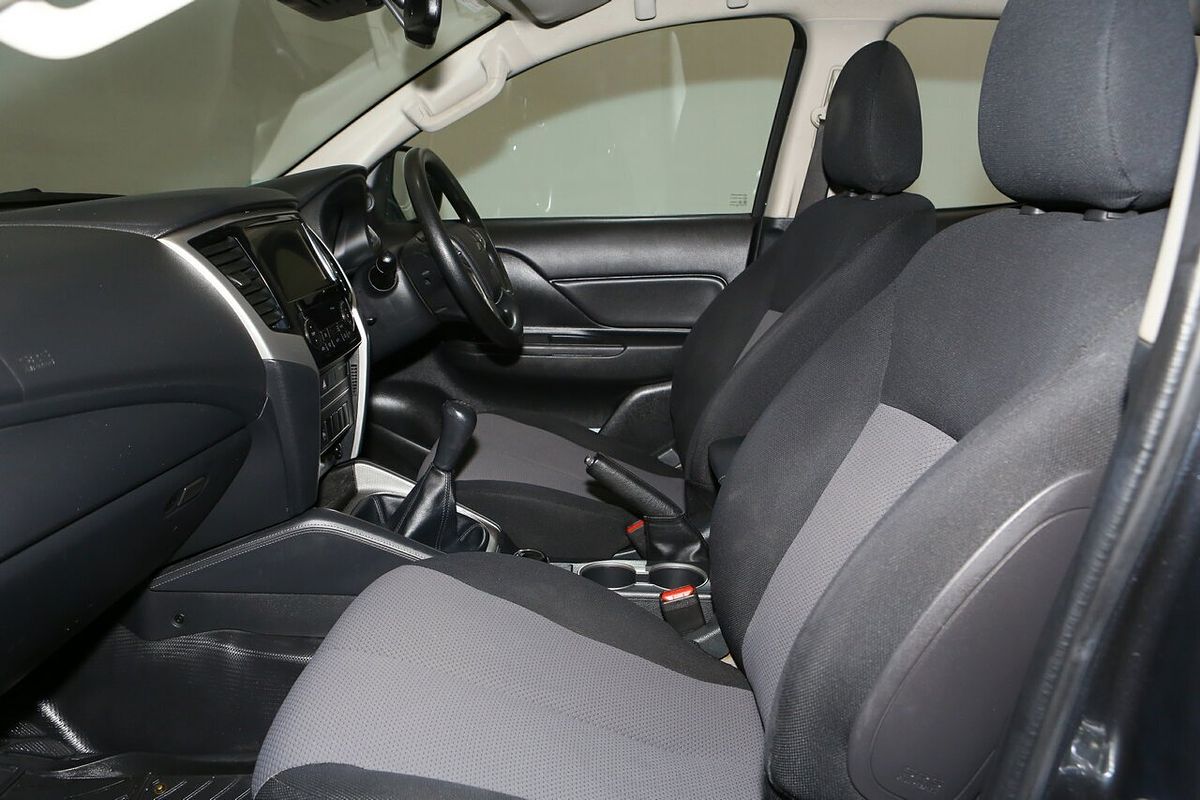2019 Mitsubishi Triton GLX+ MR 4X4