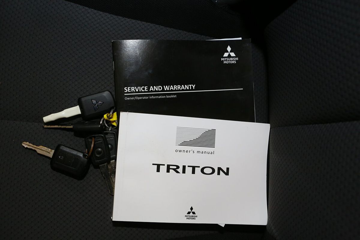 2019 Mitsubishi Triton GLX+ MR 4X4