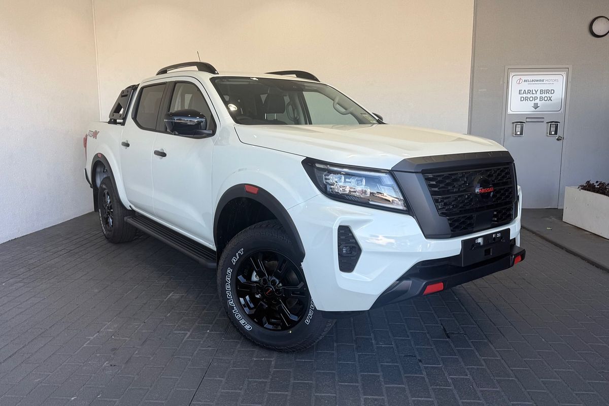 2025 Nissan Navara PRO-4X D23 4X4