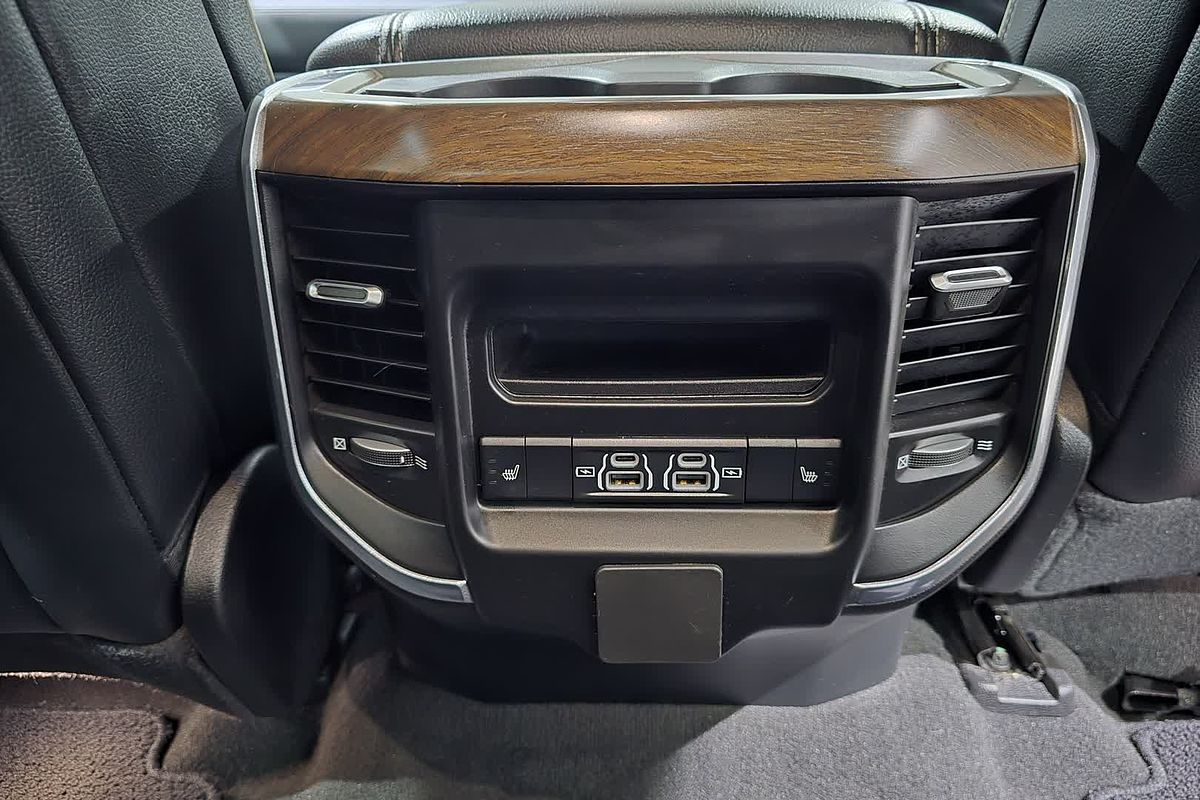 2021 RAM 1500 1500 LARAMIE (4x4) DS6P9827 4X4 SWB