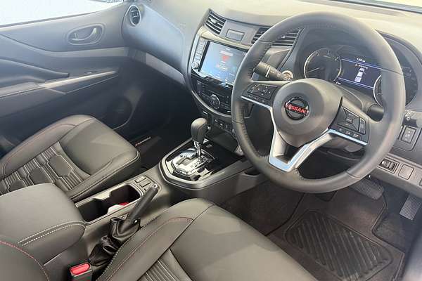 2025 Nissan Navara PRO-4X D23 4X4