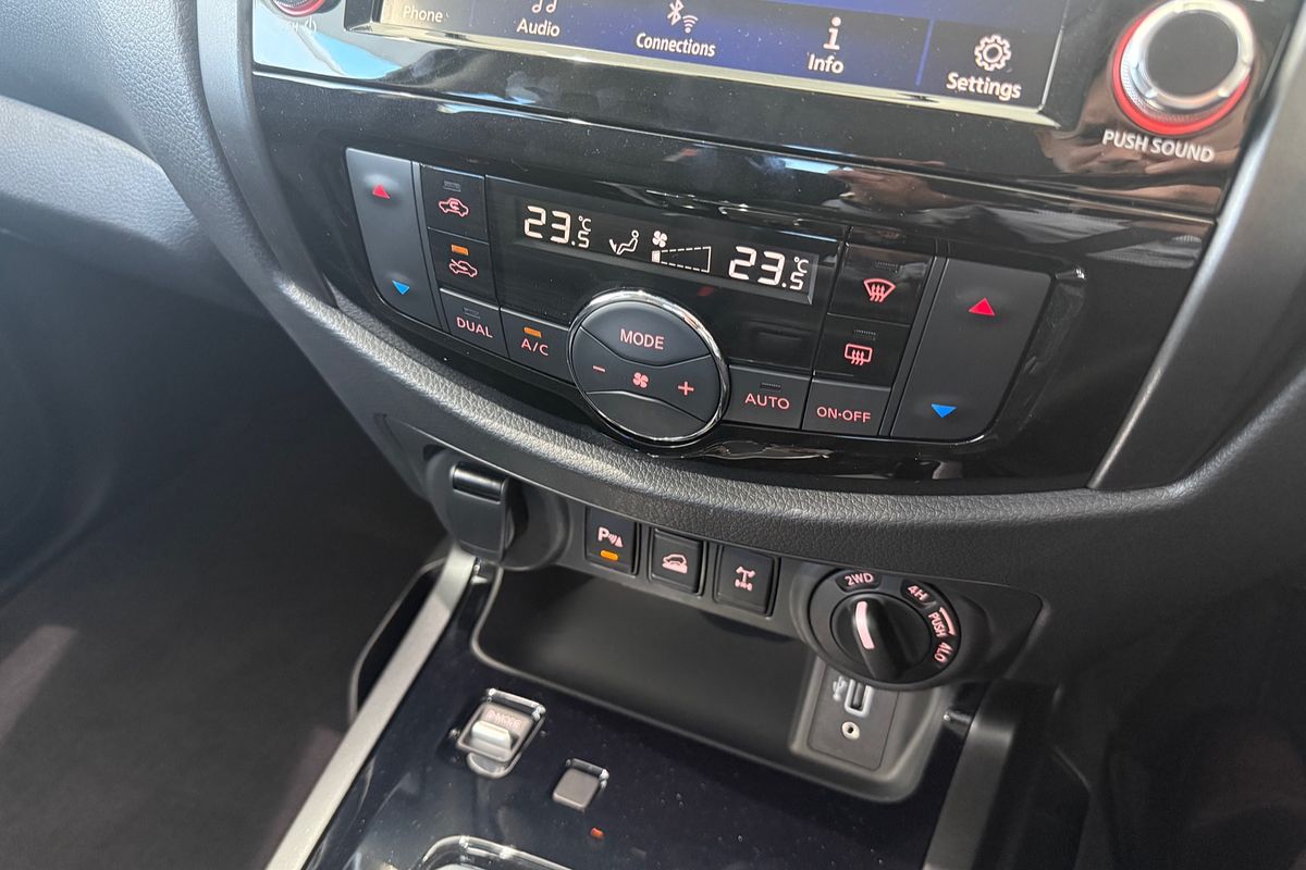 2025 Nissan Navara PRO-4X D23 4X4