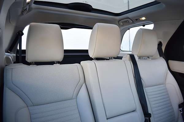 2021 Land Rover Discovery D300 HSE Series 5