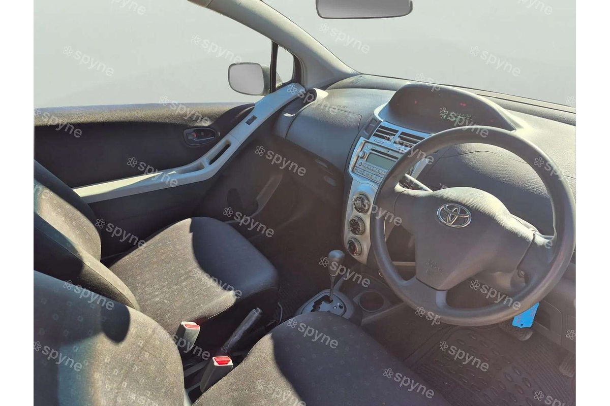 2005 Toyota Yaris YR NCP90R