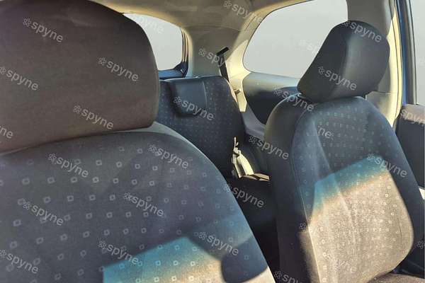 2005 Toyota Yaris YR NCP90R