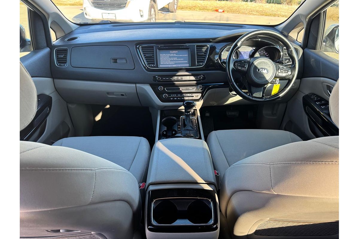 2016 Kia Carnival Si YP