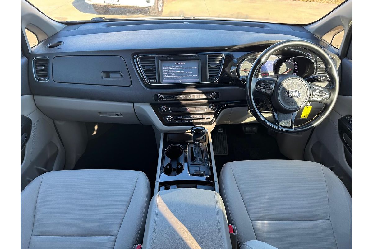 2016 Kia Carnival Si YP