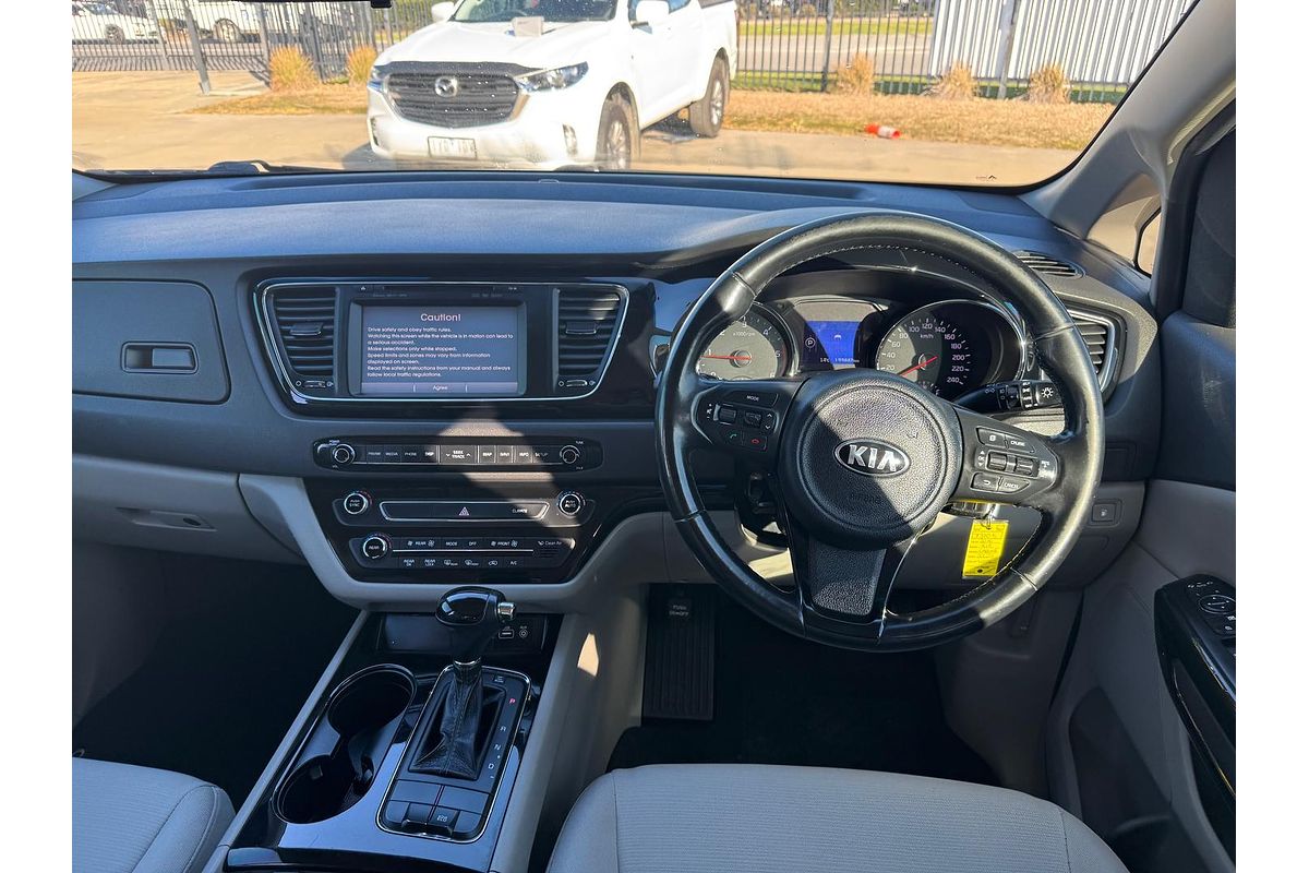 2016 Kia Carnival Si YP