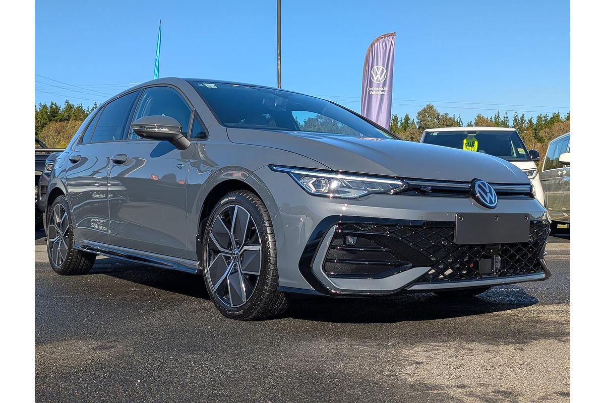 2025 Volkswagen Golf 110TSI R-Line 8.5