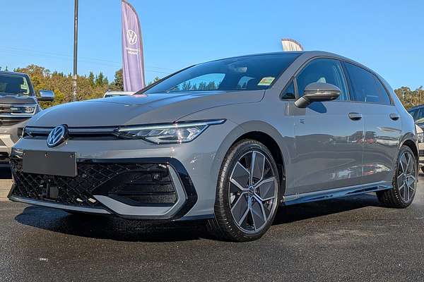 2025 Volkswagen Golf 110TSI R-Line 8.5