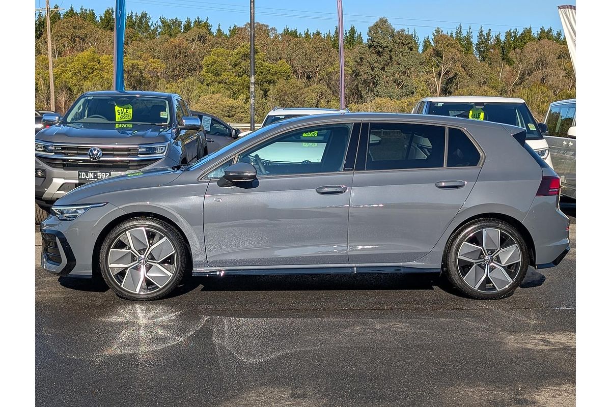 2025 Volkswagen Golf 110TSI R-Line 8.5