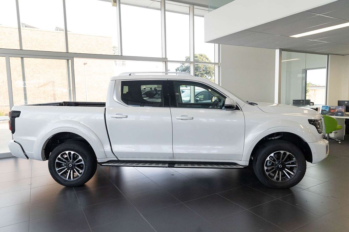 2024 GWM Cannon Alpha Ultra Hybrid P05 4X4