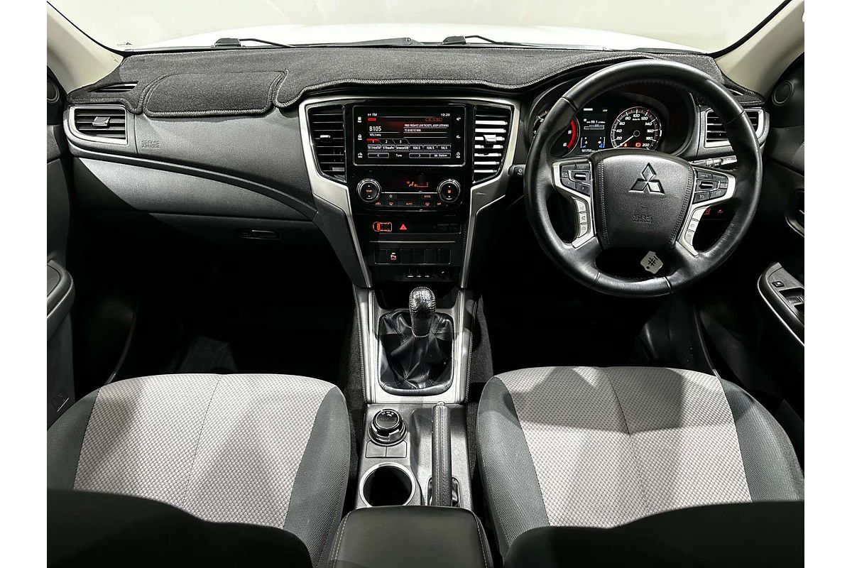 2020 Mitsubishi Triton GLX-R MR 4X4
