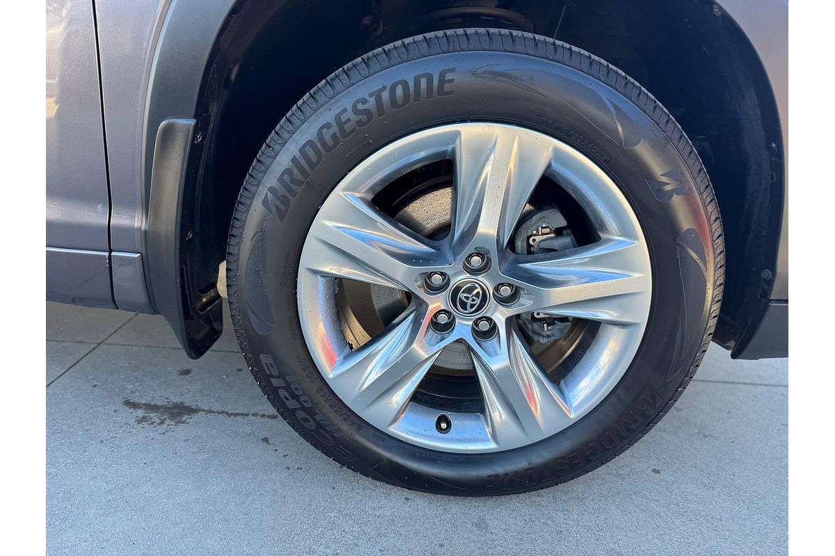 2016 Toyota Kluger Grande GSU50R
