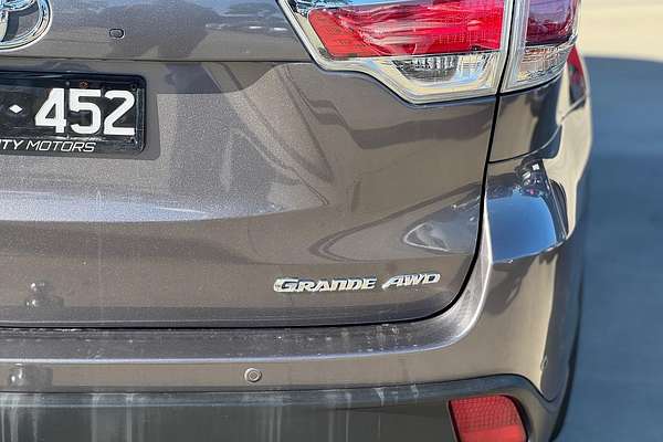 2016 Toyota Kluger Grande GSU50R