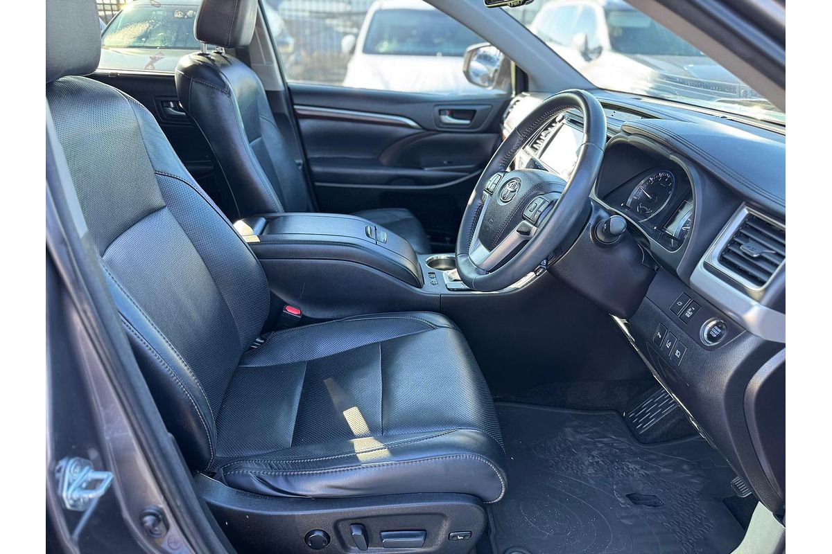2016 Toyota Kluger Grande GSU50R