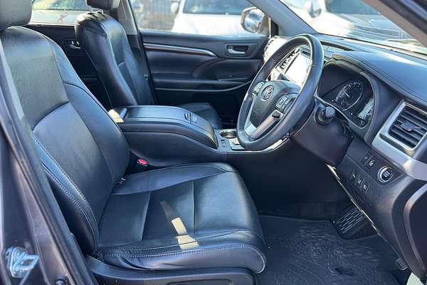 2016 Toyota Kluger Grande GSU50R