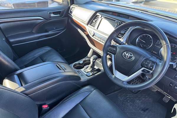 2016 Toyota Kluger Grande GSU50R
