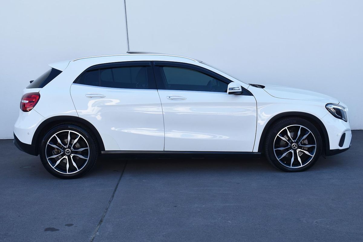 2018 Mercedes-Benz GLA-Class GLA250 X156
