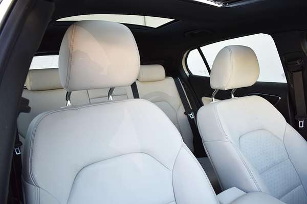 2018 Mercedes-Benz GLA-Class GLA250 X156