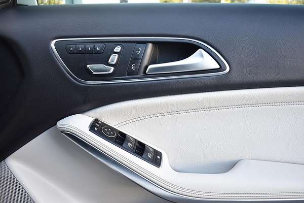 2018 Mercedes-Benz GLA-Class GLA250 X156