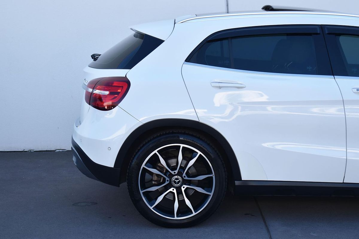 2018 Mercedes-Benz GLA-Class GLA250 X156