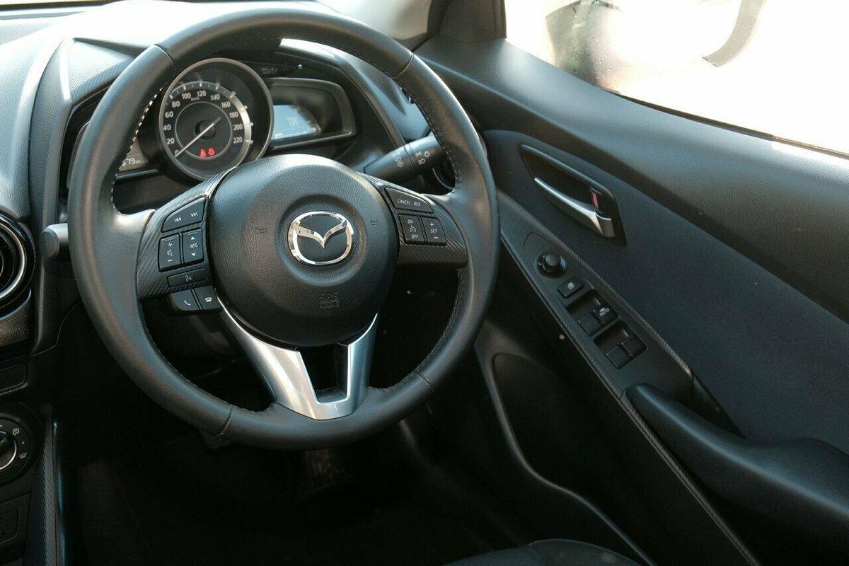 2015 Mazda 2 Maxx DJ Series