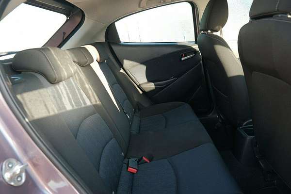 2015 Mazda 2 Maxx DJ Series