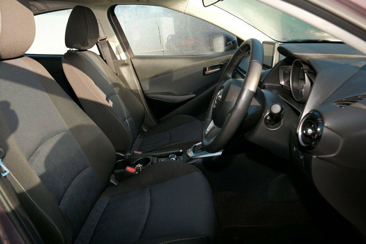 2015 Mazda 2 Maxx DJ Series