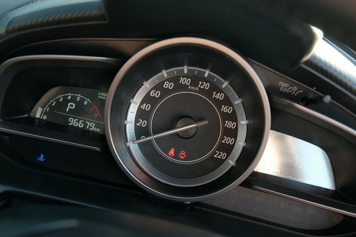 2015 Mazda 2 Maxx DJ Series