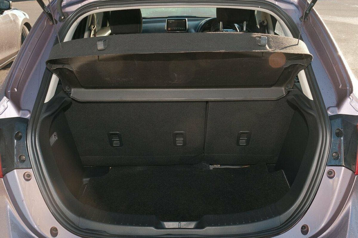 2015 Mazda 2 Maxx DJ Series