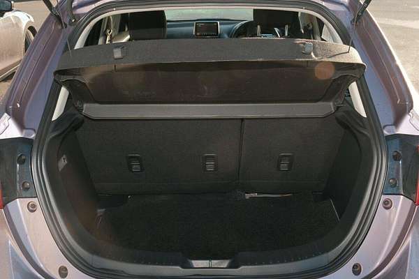 2015 Mazda 2 Maxx DJ Series