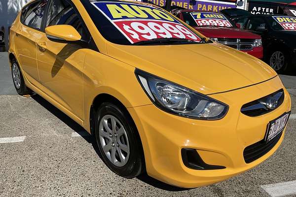 2014 Hyundai Accent Active RB2