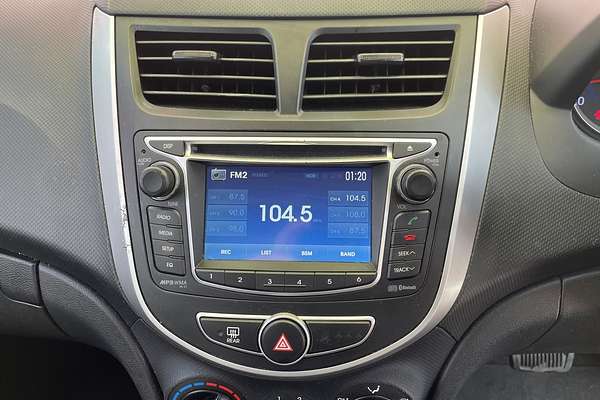 2014 Hyundai Accent Active RB2