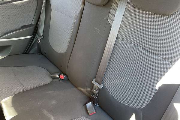 2014 Hyundai Accent Active RB2