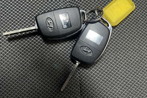 2014 Hyundai Accent Active RB2