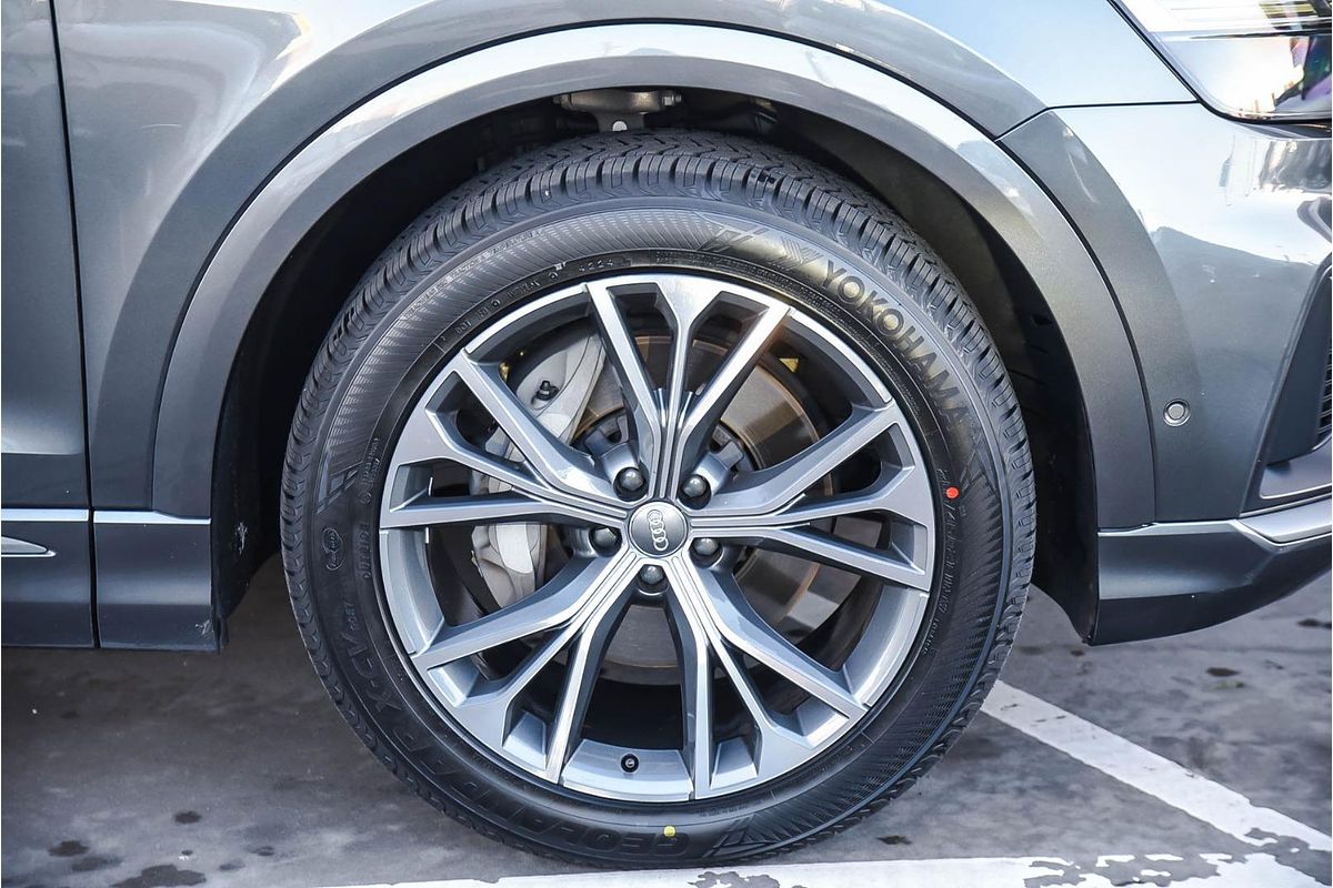 2019 Audi Q8 55 TFSI F1