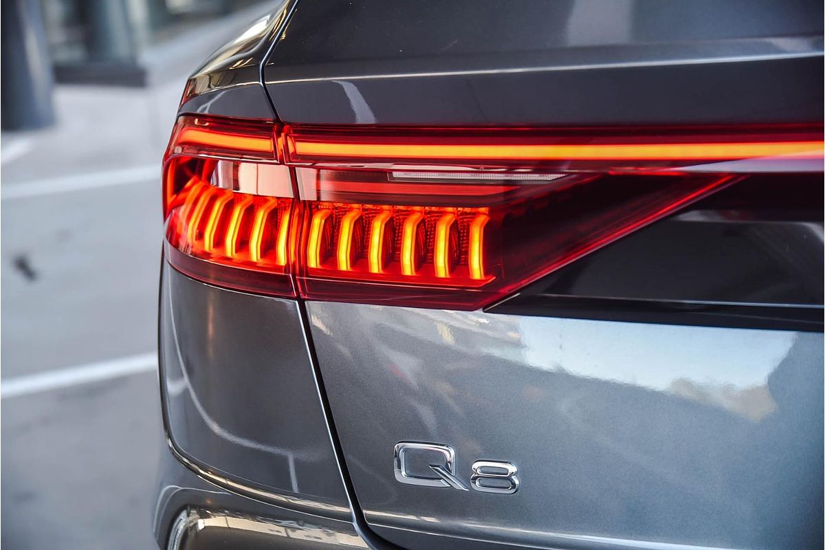 2019 Audi Q8 55 TFSI F1